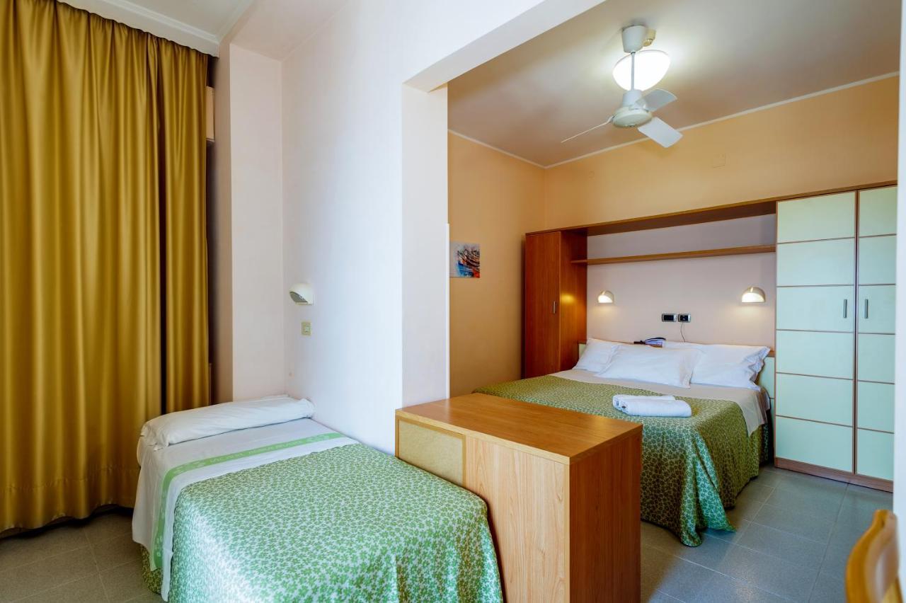 Hotel Miramare - Silvi Marina Esterno foto