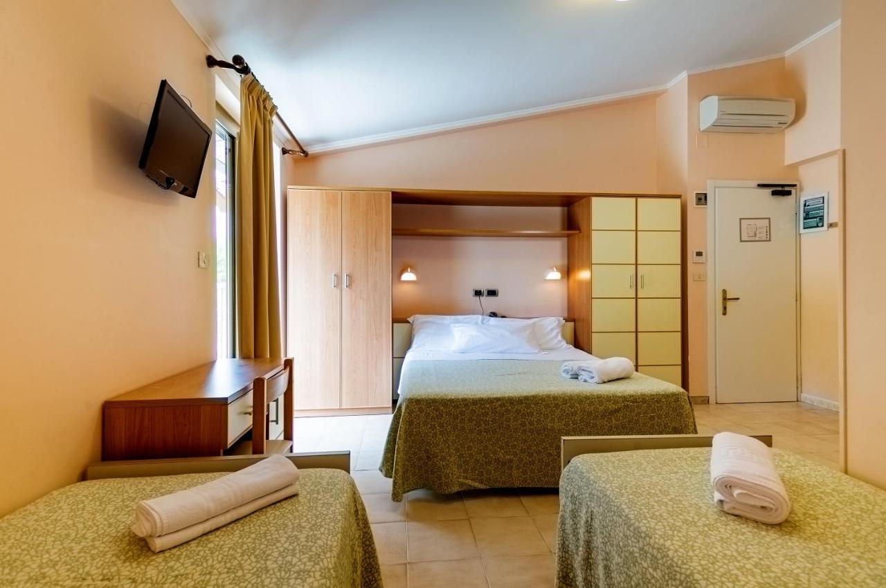 Hotel Miramare - Silvi Marina Esterno foto