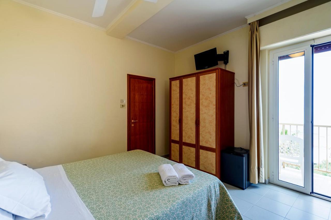 Hotel Miramare - Silvi Marina Esterno foto